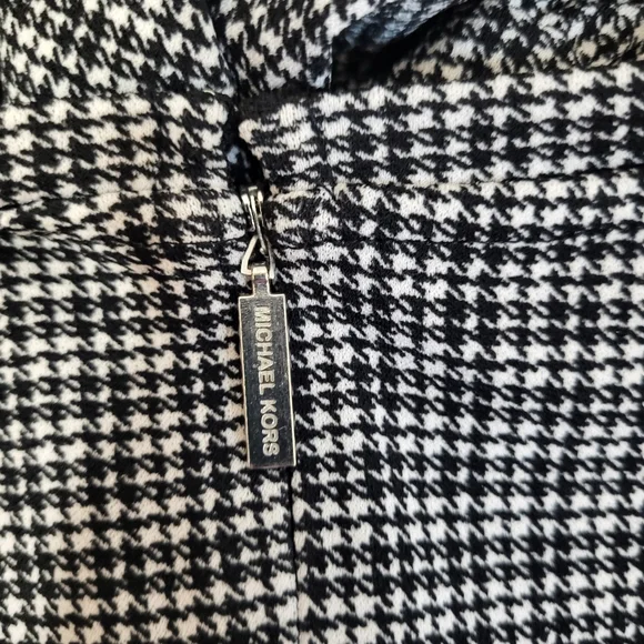 ❤️ MICHAEL Michael Kors Checkered Mesh And Ruffle Dress - Picture 6 of 8